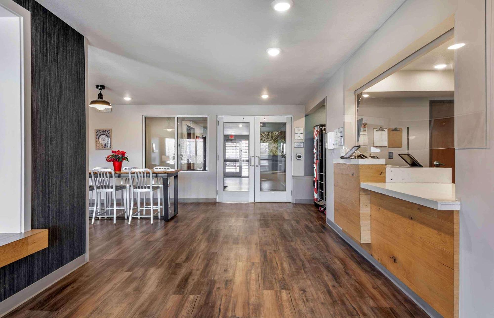 Extended Stay America Select Suites - Pittsburgh - Cranberry クランベリー・タウンシップ エクステリア 写真