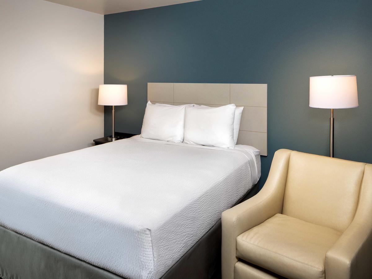 Extended Stay America Select Suites - Pittsburgh - Cranberry クランベリー・タウンシップ エクステリア 写真